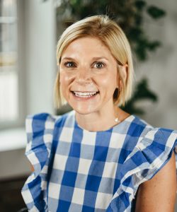 Lindsay Eveler, Client Services Associate